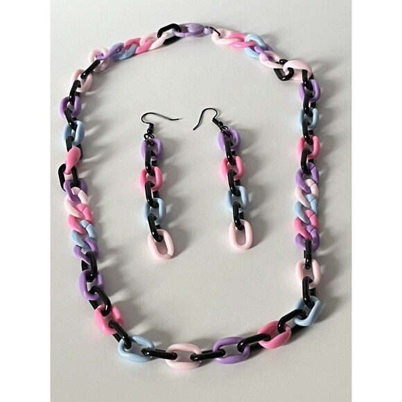 Acrylic Statement Necklace 22” & Earrings 3.25” Handmade Jewelry Set~Cute!!! - Picture 3 of 16